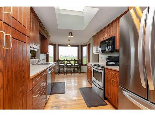 373028 7-1  Range Road, Rural Clearwater County, AB - Indoor Photo Showing Kitchen