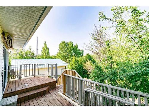 14 & 16 1St Street, White Sands, AB - Outdoor With Deck Patio Veranda With Exterior
