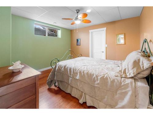 322-46466 Range Road 213, Rural Camrose County, AB - Indoor Photo Showing Bedroom