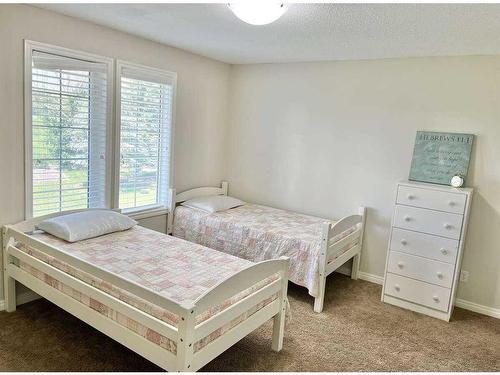 30048A Secondary Road 501, Rural Cardston County, AB - Indoor Photo Showing Bedroom