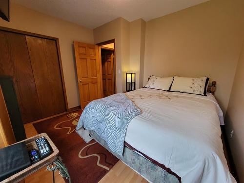 73078 Southshore Drive, Widewater, AB - Indoor Photo Showing Bedroom