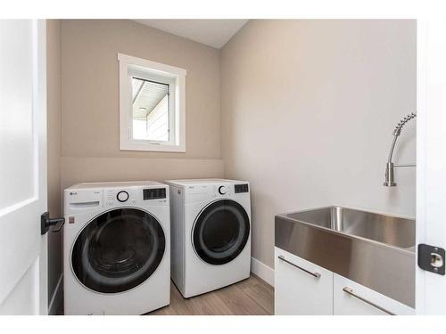 12-120 Burbank Road, Rural Lacombe County, AB - Indoor Photo Showing Laundry Room