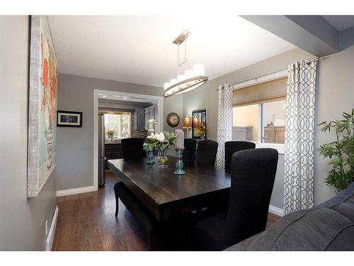 609 Timberline Drive, Fort Mcmurray, AB - Indoor Photo Showing Dining Room