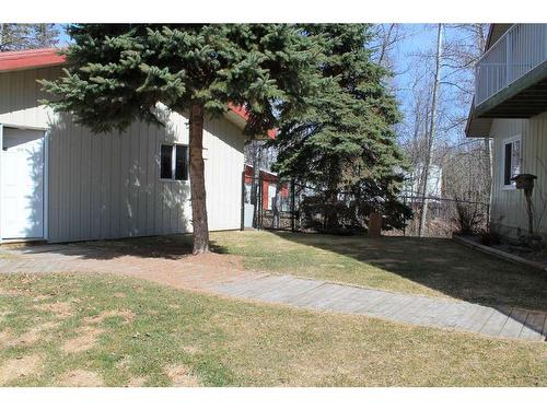 63 Lakeview Drive, Rural Ponoka County, AB - Outdoor