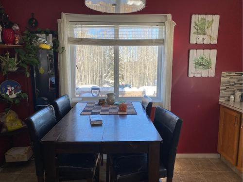 5925 54 Street, Rocky Mountain House, AB - Indoor Photo Showing Dining Room