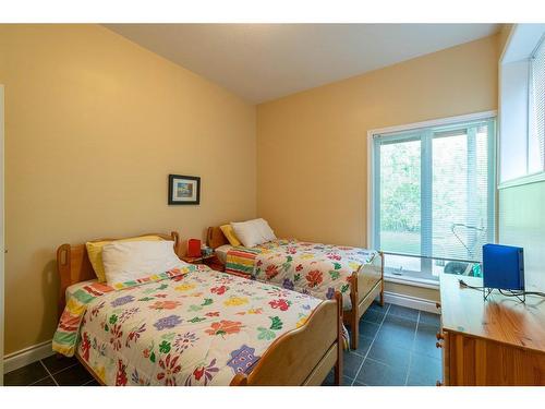 32 Macdonald Drive, Rural Stettler No. 6, County Of, AB - Indoor Photo Showing Bedroom