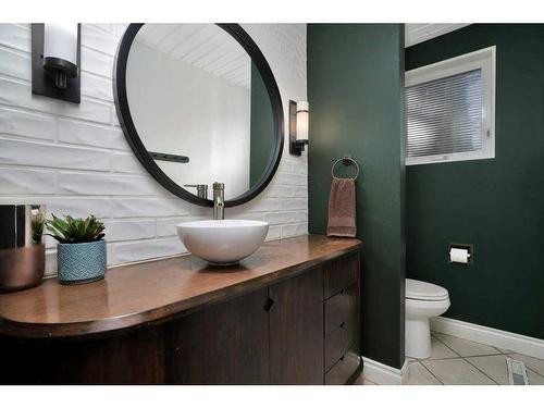 5 Selkirk Boulevard, Red Deer, AB - Indoor Photo Showing Bathroom