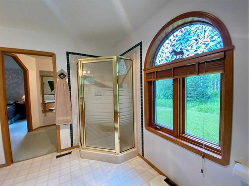 75077 Township Road 39-0, Rural Clearwater County, AB - Indoor Photo Showing Bathroom