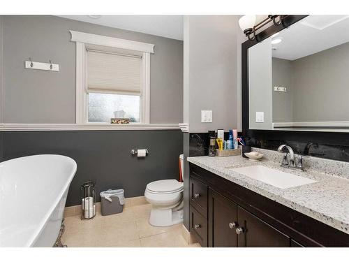 21045 480 Township, Rural Camrose County, AB - Indoor Photo Showing Bathroom