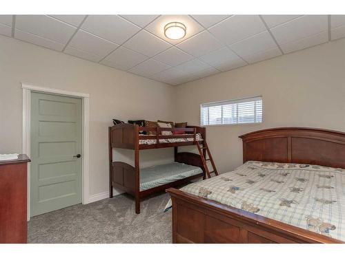 37247 Range Road 264, Rural Red Deer County, AB - Indoor Photo Showing Bedroom