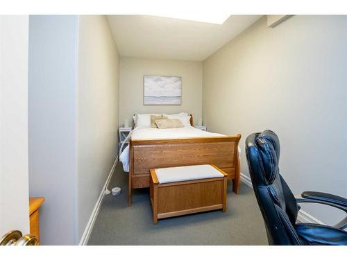 33 Austin Drive, Red Deer, AB - Indoor Photo Showing Bedroom