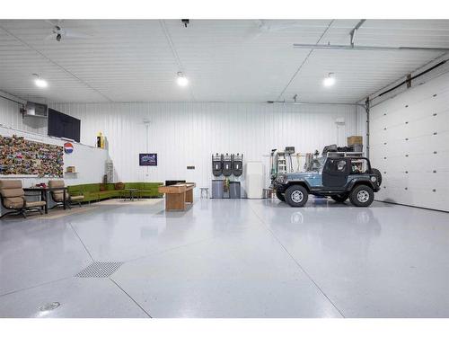 35 Kaydence Way, Rural Ponoka County, AB - Indoor Photo Showing Garage