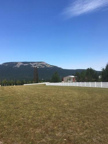 372 Elizabeth Avenue, Nordegg, AB 