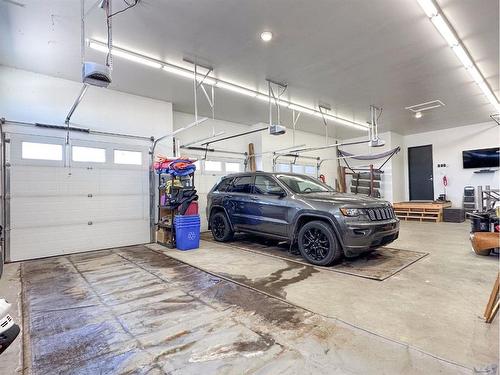 133 Lakeshore Drive, Rural Camrose County, AB - Indoor Photo Showing Garage