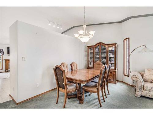 56 Willow Springs Crescent, Sylvan Lake, AB - Indoor Photo Showing Dining Room