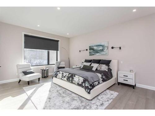 299-27475 Township Road 380, Rural Red Deer County, AB - Indoor Photo Showing Bedroom