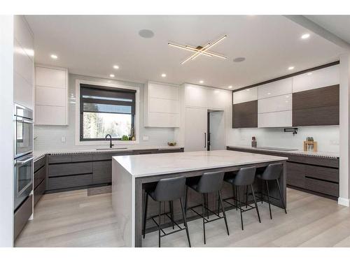 299-27475 Township Road 380, Rural Red Deer County, AB - Indoor Photo Showing Kitchen With Upgraded Kitchen