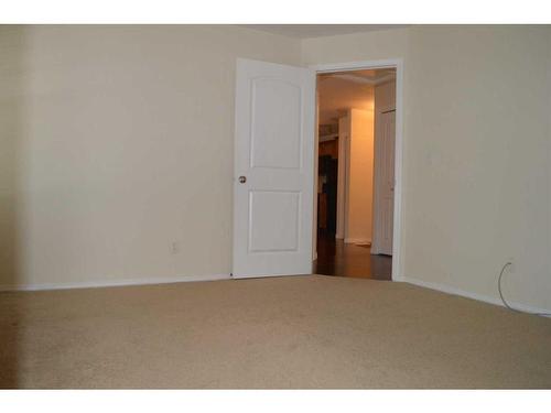 302-3 Northstar Drive, Lacombe, AB - Indoor Photo Showing Other Room