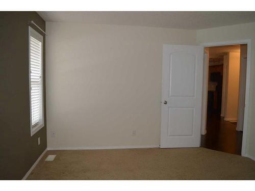 302-3 Northstar Drive, Lacombe, AB - Indoor Photo Showing Other Room