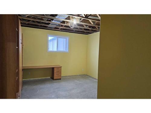 #7 Carlisle Road, Rural Stettler No. 6, County Of, AB - Indoor Photo Showing Other Room