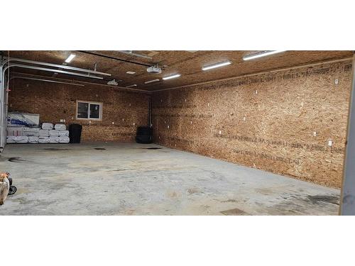 #7 Carlisle Road, Rural Stettler No. 6, County Of, AB - Indoor Photo Showing Garage