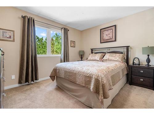 63-39200 Range Road 282, Rural Red Deer County, AB - Indoor Photo Showing Bedroom