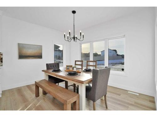 244 Emerald Drive, Red Deer, AB - Indoor Photo Showing Dining Room