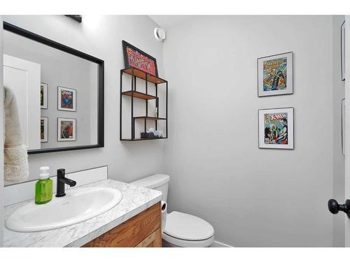 1-421008 Range Road 14, Rural Ponoka County, AB - Indoor Photo Showing Bathroom