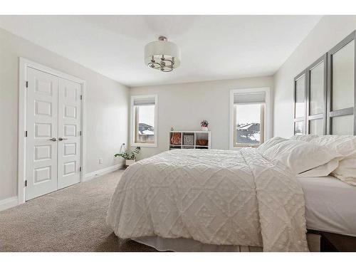 2 Meadow Close, Lacombe, AB - Indoor Photo Showing Bedroom