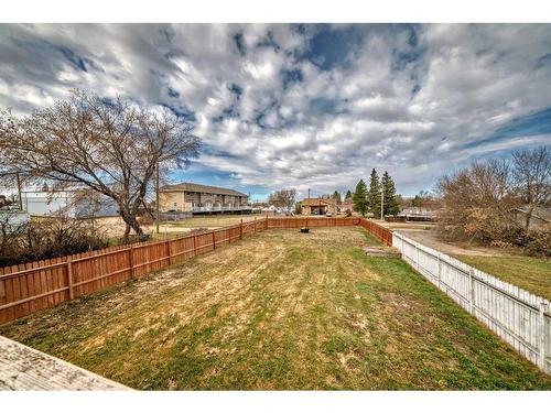 3912 45A Street, Ponoka, AB - Outdoor With View