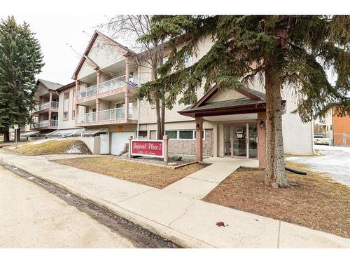 307-5326 47 Avenue, Red Deer, AB - Outdoor With Balcony With Facade