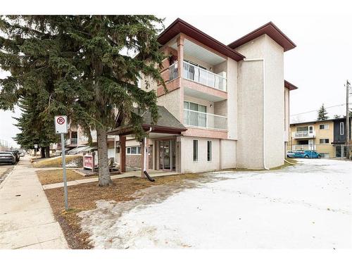 307-5326 47 Avenue, Red Deer, AB - Outdoor With Balcony