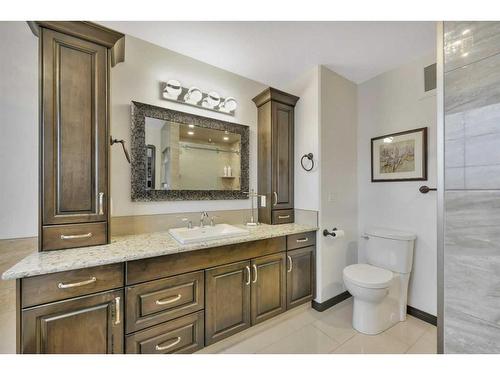 8 Elma Street, Lacombe, AB - Indoor Photo Showing Bathroom