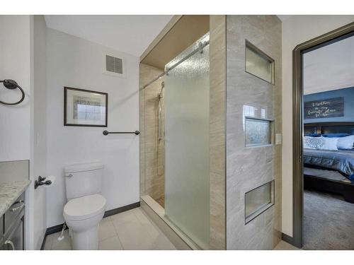 8 Elma Street, Lacombe, AB - Indoor Photo Showing Bathroom