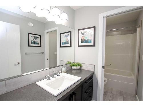 25 Lazaro Close, Red Deer, AB - Indoor Photo Showing Bathroom