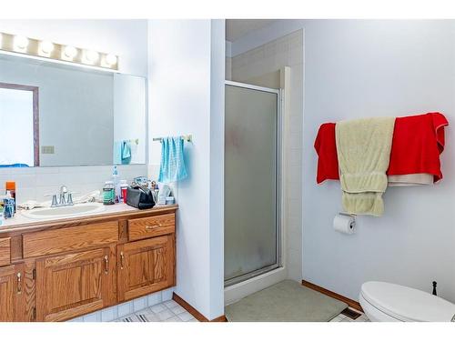 Sunhaven Road, Rural Lacombe County, AB - Indoor Photo Showing Bathroom