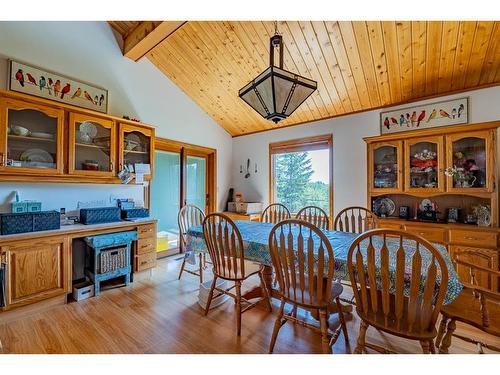 Sunhaven Road, Rural Lacombe County, AB - Indoor Photo Showing Dining Room