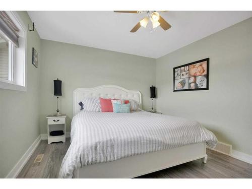 10 Fawn Meadows Drive, Delburne, AB - Indoor Photo Showing Bedroom