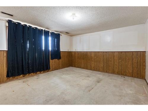 2 Princess Drive, Lamont, AB - Indoor Photo Showing Other Room