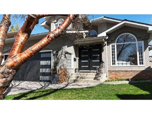 21 Silverstone Mews Nw, Calgary, AB - Outdoor