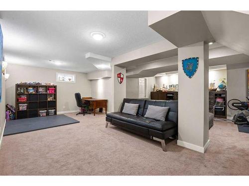 21 Silverstone Mews Nw, Calgary, AB - Indoor