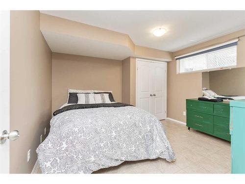 75 Irving Crescent, Red Deer, AB - Indoor Photo Showing Bedroom