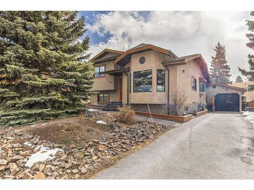 342 Hoodoo Crescent, Canmore, AB - Outdoor
