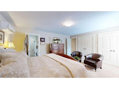 5218 57 Street, Stettler, AB - Indoor Photo Showing Bedroom