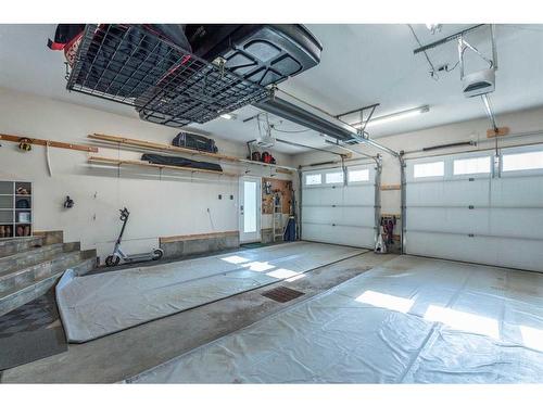 5218 57 Street, Stettler, AB - Indoor Photo Showing Garage