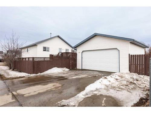 54 Herder Drive, Sylvan Lake, AB - Outdoor With Exterior