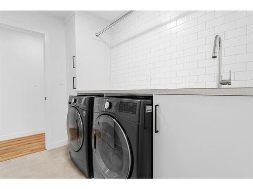45 Longmire Close, Red Deer, AB - Indoor Photo Showing Laundry Room