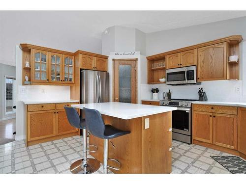 8 Pritchard Close, Sylvan Lake, AB - Indoor Photo Showing Kitchen With Stainless Steel Kitchen