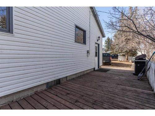 4936 49 Street, Hardisty, AB - Outdoor With Exterior