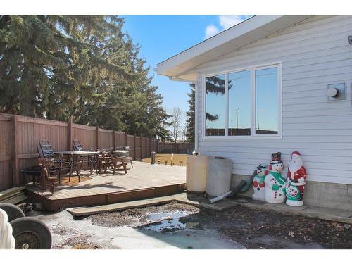 4801 49 Avenue, Forestburg, AB - Outdoor With Exterior